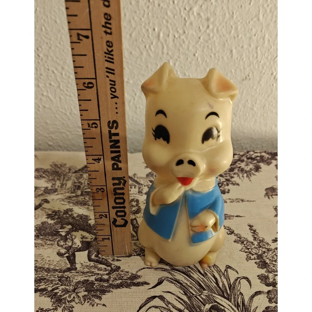Vintage Sanitoy Rubber Pig Squeak Toy Baby Nursery 6.5 inch Squeaker